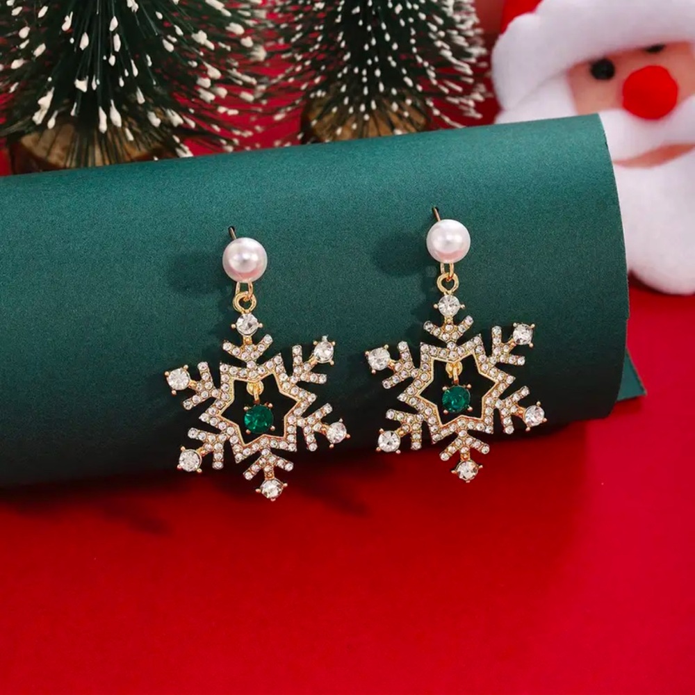 Faux Pearl Snowflake Earrings, Snowflake Faux Pearl Earrings, Christmas Earrings